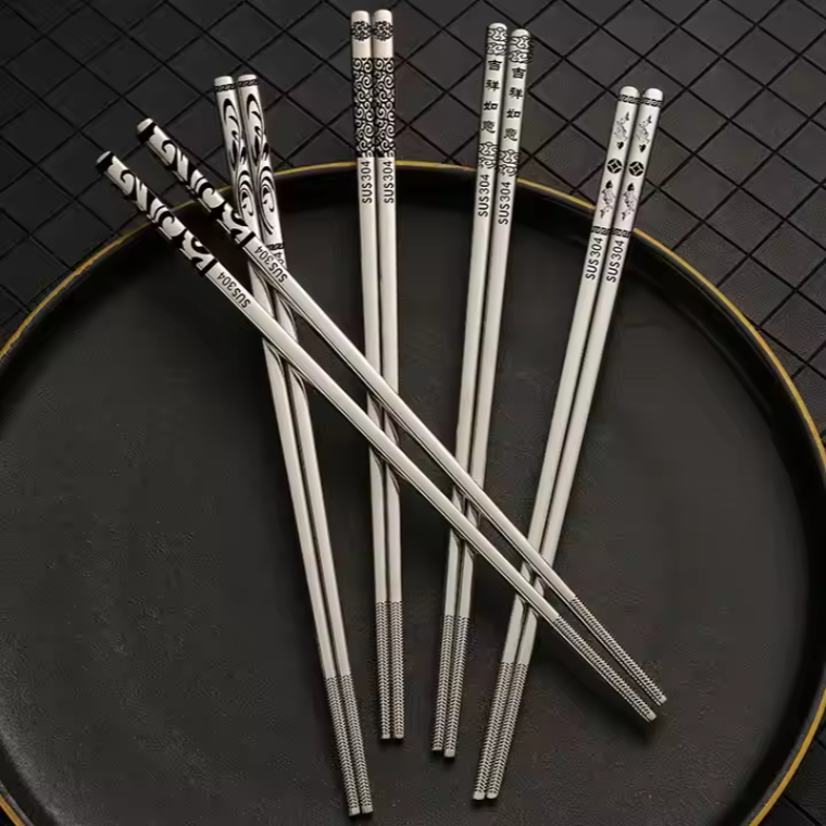 Logo and pattern can be customized Wedding chopsticks hotels and household laser stainless steel chopsticks
